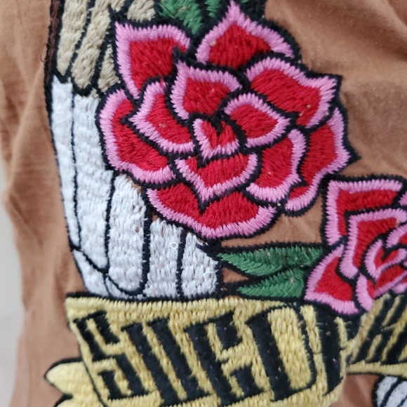 Johnny Was LA Floral Embroidered Tshirt - Picture 3 of 12